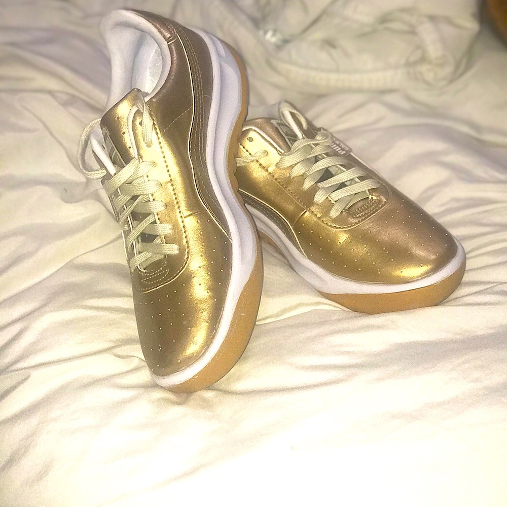 Puma unisex gold sneakers